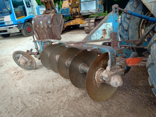 ขายฟอร์ด 6600 เสื้อลาย ขายฟอร์ด 6600 เสื้อลาย