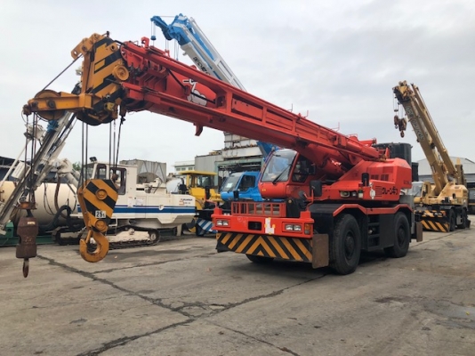 รถเครน 25 ตัน Tadano TR250-M7 ปี 2002 รถสวย นอกแท้100\%