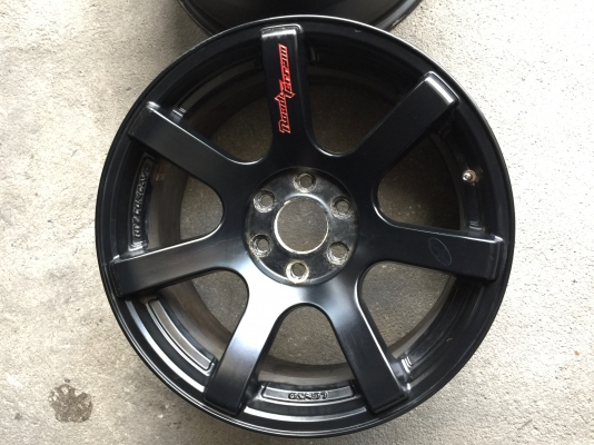 Lenso rt7 17x8 ET+20 งานไทยแท้ ตรงรุ่นนิสสันนาวาร่า  ไม่ซ่อมคตดุ้ง สนใจโทร0879050181.ส่งได้