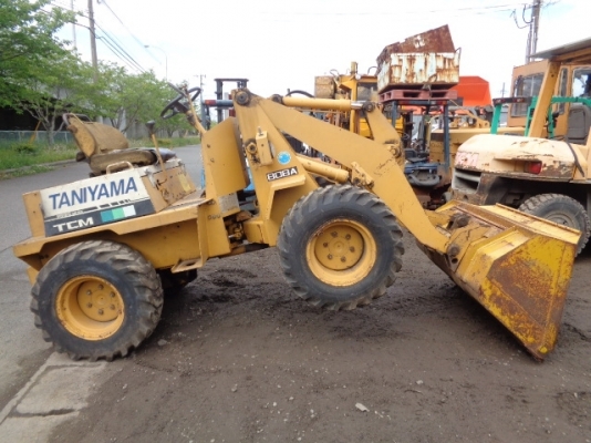 ขายรถตักล้อยาง TCM 808A-2 นำเข้าเองจากญี่ปุ่น สภาพสวยพร้อมใช้ ถึงเร็วๆนี้ครับ