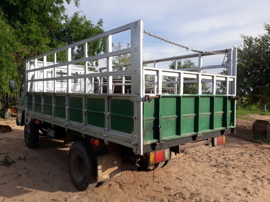 ขายอีแต๋น ISUZU  6 ล้อ 110 แรง เครื่องดี ไม่มีไอ เกียรดีหัวเก่งดี ไม่มีทะเบียน