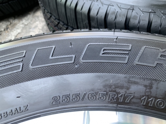 ล้อแม็กป้ายแดง Chevrolet Colorado ขอบ 17 พร้อมยางใหม่ป้ายแดง 255-65-17 Bridgestone ปี 19 สวยกริ๊บๆ