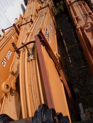 ขายชุดบูมยาว10ชุด ยาว16,18 ม. ใส่cat320,komatsu pc200,Hitachi EX200,