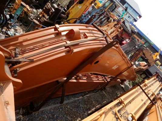 ขายชุดบูมยาว10ชุด ยาว16,18 ม. ใส่cat320,komatsu pc200,Hitachi EX200,