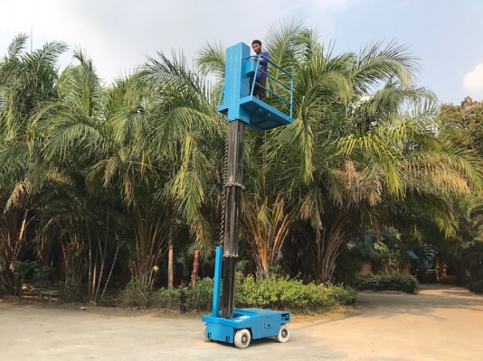 ขายรถกระเช้า AICHI ไฟฟ้า สูง4เมตร รับน้ำหนักได้200โล สวยเดิมจากญี่ปุ่นยังไม่เคยใช้ในไทย 48,000เท่านั้น