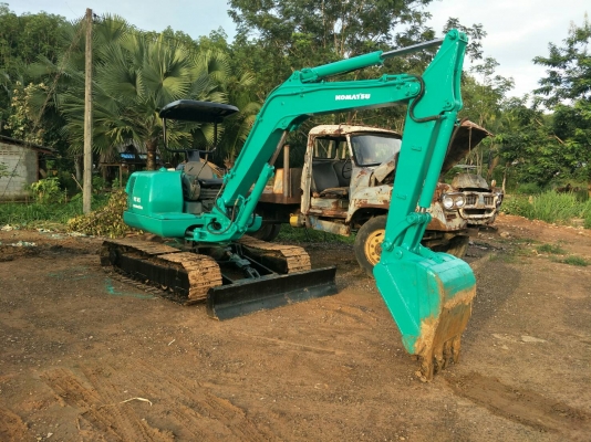 มี VDO ให้ชม.KOMATSU PC45-7 เล่มทะเบียน มีระบบกระแทก ปั๊มนิ้ว ราคา 350000