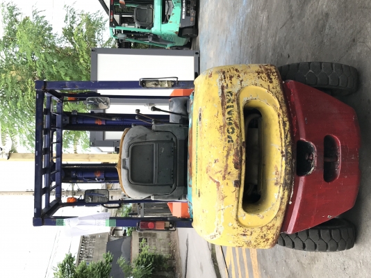 Komat’su fd25-12 รถนอกนำเข้าแท้ Komat’su fd25-12 รถนอกนำเข้าแท้