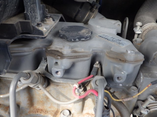 กระเช้าตีนตะขาบ HF090 เก่านอก