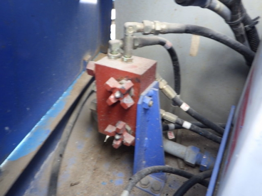 กระเช้าตีนตะขาบ HF090 เก่านอก กระเช้าตีนตะขาบ HF090 เก่านอก