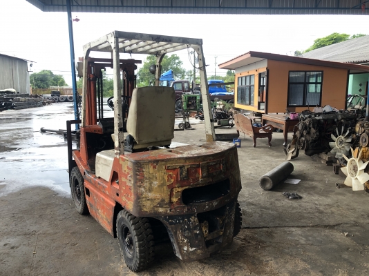 ขายโฟคลิฟ TCM2.5ตัน เสาสูง3เมตร