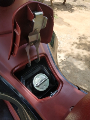HONDA PCX 150 รุ่นปี2012 สีดำ-แดง (รถใช้งาน 3 ปี, เลขไมล์ 4,960 km) พร้อมเล่มทะเบียน