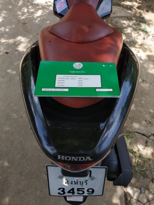 HONDA PCX 150 รุ่นปี2012 สีดำ-แดง (รถใช้งาน 3 ปี, เลขไมล์ 4,960 km) พร้อมเล่มทะเบียน