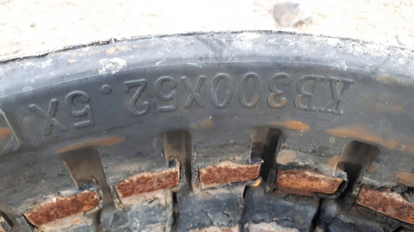 ขาย แทรคยาง สำหรับรถขุด แบคโฮ เบอร์ 300 X 52.5 X 82 ข้อ ราคาคู่ละ 32,000 บาท ขาย แทรคยาง สำหรับรถขุด แบคโฮ เบอร์ 300 X 52.5 X 82 ข้อ ราคาคู่ละ 32,000 บาท