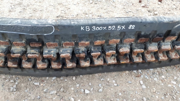 ขาย แทรคยาง สำหรับรถขุด แบคโฮ เบอร์ 300 X 52.5 X 82 ข้อ ราคาคู่ละ 32,000 บาท ขาย แทรคยาง สำหรับรถขุด แบคโฮ เบอร์ 300 X 52.5 X 82 ข้อ ราคาคู่ละ 32,000 บาท