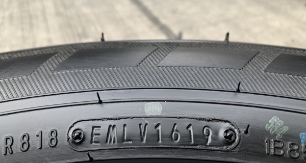 ยางใหม่ป้ายแดง 215-70-15 Dunlop ปี 19 สวยกริ๊บ