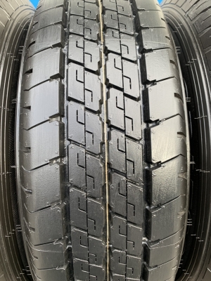 ยางใหม่ป้ายแดง 215-70-15 Dunlop ปี 19 สวยกริ๊บ