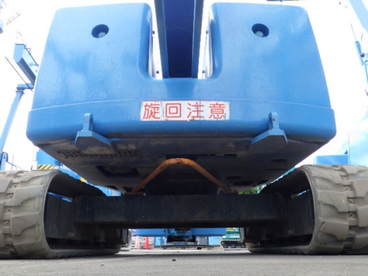 รถกระเช้า ตีนตะขาบ HF090