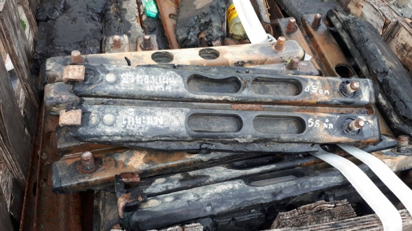 ขายเหมา เกี๊ยะยาง แผ่นยางรองแทรค จำนวนมาก น๊อตห่าง 58 มิล ยาวแทรค 45 เซ็น สำหรับรถขุด แบคโฮ รถแทรกเตอร์ เก่าญี่ปุุ่น ขายเหมา เกี๊ยะยาง แผ่นยางรองแทรค จำนวนมาก น๊อตห่าง 58 มิล ยาวแทรค 45 เซ็น สำหรับรถขุด แบคโฮ รถแทรกเตอร์ เก่าญี่ปุุ่น