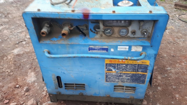 ขาย เครื่องปั๊มลม เครื่องลม ปั๊มลม AIR COMPRESSOR ยี่ห้อ AIRMAN PDS70 เก่าญี่ปุ่น สภาพสวย ลมแร๊งม๊าก ขาย เครื่องปั๊มลม เครื่องลม ปั๊มลม AIR COMPRESSOR ยี่ห้อ AIRMAN PDS70 เก่าญี่ปุ่น สภาพสวย ลมแร๊งม๊าก