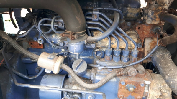 ขาย ตู้เชื่อมพร้อมปั่นไฟ AIRMAN PDW 350SC เครื่องดีเซล 4 สูบ ขนาด 15/2 KVA ไฟ 110 / 220V ใช้ไฟบ้านเราได้ เชื่อมไฟแรงมาก