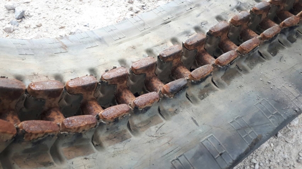 ขาย แทรคยาง สำหรับรถขุด แบคโฮ เบอร์ 250 X 52.5PNSK X 88 ข้อ สภาพสวย ราคาคู่ละ 32,000 บาท