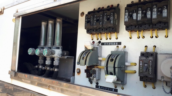 ขาย กระบะสแตนเลส รถหกล้อ ขนาด 2.22×4.50 เมตร คัสชี 82 cm เก่าญี่ปุ่น สวยมาก มีอุปกรณ์ปั้มลมเติมลมอ๊อกชิเจนและท่อลม พร้อมชุดควบคุม ขาย กระบะสแตนเลส รถหกล้อ ขนาด 2.22×4.50 เมตร คัสชี 82 cm เก่าญี่ปุ่น สวยมาก มีอุปกรณ์ปั้มลมเติมลมอ๊อกชิเจนและท่อลม พร้อมชุดควบคุม