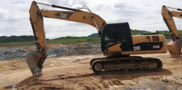 ขาย 1,290,000 CAT 320 ไฟฟ้าครบ เครื่องดี ปั้มแรง เอวแน่น ช่วงล่างแน่น เอกสารแจ้งจำหน่าย รถสวยพร้อมใช้งาน รถอยู่ นครปฐม 090-772-3710 090-772-3708 ขาย 1,290,000 CAT 320 ไฟฟ้าครบ เครื่องดี ปั้มแรง เอวแน่น ช่วงล่างแน่น เอกสารแจ้งจำหน่าย รถสวยพร้อมใช้งาน รถอยู่ นครปฐม 090-772-3710 090-772-3708