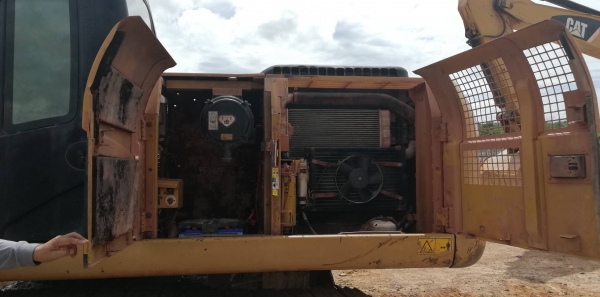 ขาย 1,290,000 CAT 320 ไฟฟ้าครบ เครื่องดี ปั้มแรง เอวแน่น ช่วงล่างแน่น เอกสารแจ้งจำหน่าย รถสวยพร้อมใช้งาน รถอยู่ นครปฐม 090-772-3710 090-772-3708 ขาย 1,290,000 CAT 320 ไฟฟ้าครบ เครื่องดี ปั้มแรง เอวแน่น ช่วงล่างแน่น เอกสารแจ้งจำหน่าย รถสวยพร้อมใช้งาน รถอยู่ นครปฐม 090-772-3710 090-772-3708