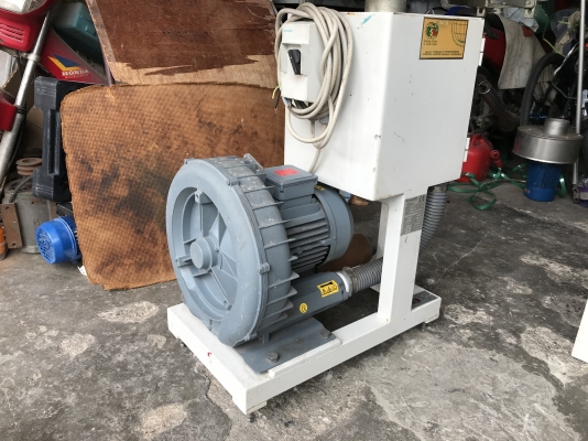 ขายชุดริงโบลเวอร์ดูด-เป่าอากาศ Siemens 4HP. 380V made in Italy พร้อมแท่น และสวิทย์ปิด-เปิดในตัว สภาพสวย หมุนนิ่ม พร้อมใช้งาน