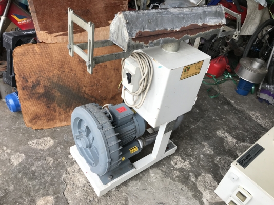 ขายชุดริงโบลเวอร์ดูด-เป่าอากาศ Siemens 4HP. 380V made in Italy พร้อมแท่น และสวิทย์ปิด-เปิดในตัว สภาพสวย หมุนนิ่ม พร้อมใช้งาน