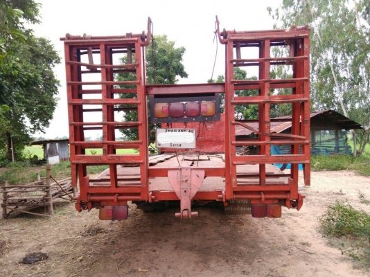 รถสิบล้อ ISUZU 6BG1 165 แรงม้า ปกติใช้บรรทุกรถเกี่ยวข้าว