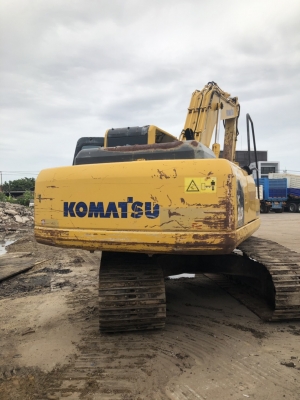 ขายรถแบคโค KOMATSU PC200-8 ปี.2007 เอกสารใบแจ้งจำหน่าย ราคา.1,180,000 ใช้งานไปแล้ว 14,000 กว่าๆชัวโมง รถทำงานปกติ แอร์เย็น สนใจดูรถได้ที่ 081-3531946 ต่อ.บางนา รถใช้งานที่ กทม