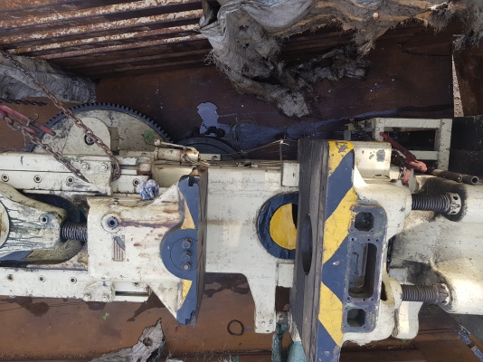 ขายเครื่องปั้มโลหะ