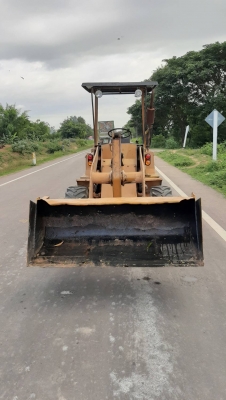 ขายด่วนๆ รถตัก KOMAT`SU WA30 เครืองดี ปั้มดี ยางดี สภาพดีเดิมๆพร้อมใช้งาน  ขาย 210,000บ.รถเดิมๆ ติดต่อ 089-5367218. 081-4252943