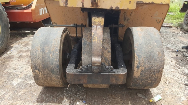 ขาย รถบด WATANABE 7 ล้อ มีเล่มทะเบียน รถพร้อมใช้งาน ราคาต่อรองได้ครับ ขาย รถบด WATANABE 7 ล้อ มีเล่มทะเบียน รถพร้อมใช้งาน ราคาต่อรองได้ครับ