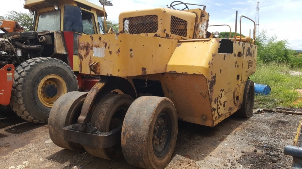 ขาย รถบด WATANABE 7 ล้อ มีเล่มทะเบียน รถพร้อมใช้งาน ราคาต่อรองได้ครับ ขาย รถบด WATANABE 7 ล้อ มีเล่มทะเบียน รถพร้อมใช้งาน ราคาต่อรองได้ครับ