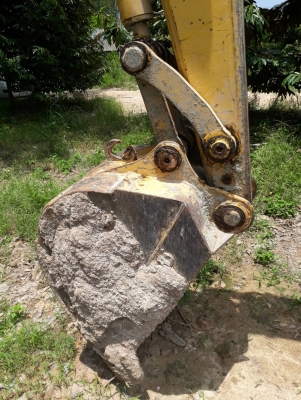 ขาย 980,000 KOMATSU pc 78-8 us 7,400 ชม. ไฟฟ้าครบ เครื่องดี ปั้มแรง เอวแน่น ช่วงล่างสวย รถพร้อมใช้งาน รถอยู่ จันทบุรี 090-772-3710 090-772-3708