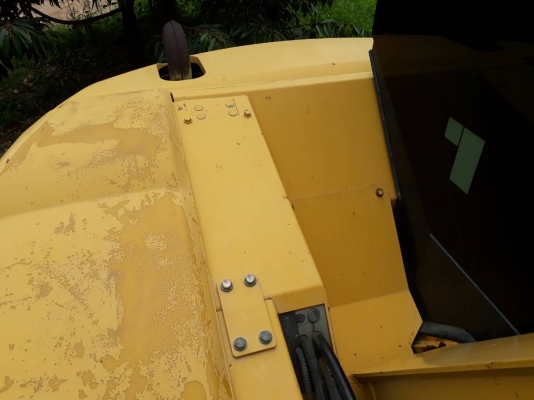ขาย 980,000 KOMATSU pc 78-8 us 7,400 ชม. ไฟฟ้าครบ เครื่องดี ปั้มแรง เอวแน่น ช่วงล่างสวย รถพร้อมใช้งาน รถอยู่ จันทบุรี 090-772-3710 090-772-3708