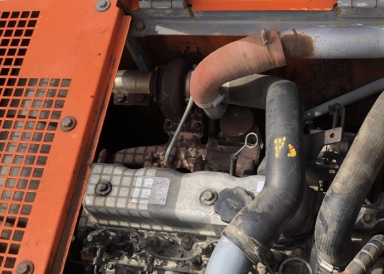 ขายรถขุด HITACHI ZX135US นำเข้าเองจากญี่ปุ่น สภาพสวยพร้อมใช้ มีVDOการทำงานครับ