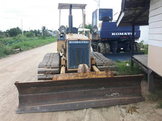 ขาย KOMATSU D20P-6 สภาพสวยราคา 190,000