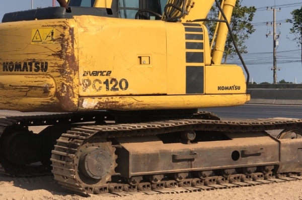 ขายรถขุด KOMATSU PC120-6E ลายหัวกระแทก นำเข้าเองจากญี่ปุ่น สภาพสวยพร้อมใช้ มีVDOการทำงานครับ