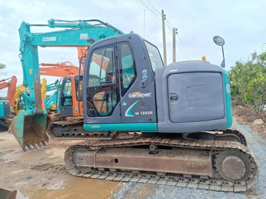 ขายจ้า..KOBELCO SK135SR-2 YY05 เก่านอกแท้  เดิมๆๆ สภาพสวย 5,xxxชั่วโมง  พร้อมใช้ โทร 089-3818694 จ๊อย