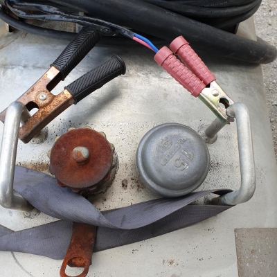 ถังน้ำมันพร้อมหัวจ่ายเก่าญี่ปุ่น 500 ลิตร ถังน้ำมันพร้อมหัวจ่ายเก่าญี่ปุ่น 500 ลิตร