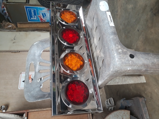 ขายกอบไฟท้ายแสตนเลสพร้อมไฟ