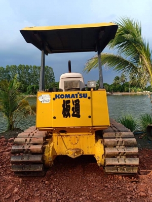 ขายจ้า..KOMATSU D20P-7E เก่านอกแท้  เดิมๆๆสภาพสวย ปั๊มแห้ง...ใช้งานมาน้อย  โทร 089-3818694 จ๊อย