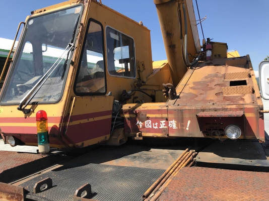 ขายเครน TADANO TR250M-4 นำเข้าจากญี่ปุ่น รถสวย ราคาถูกครับ