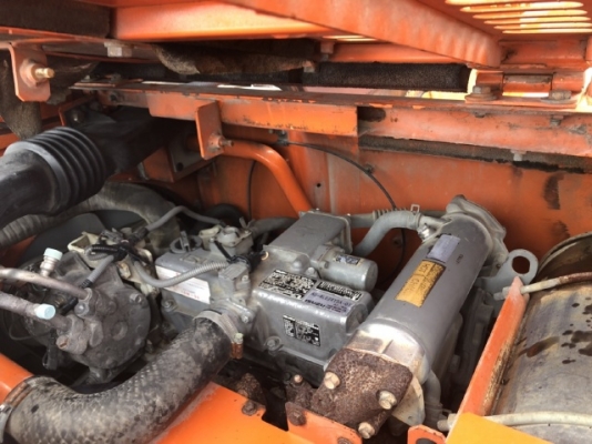 ขายรถขุด HITACHI ZX75US-3 ปี 2010 หัวกระแทก นำเข้าเองจากญี่ปุ่น สภาพพร้อมใช้