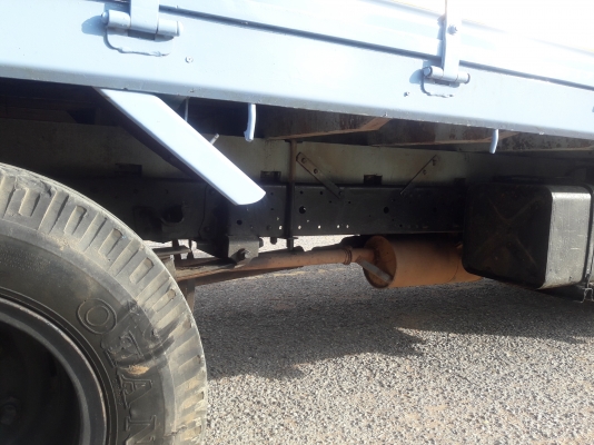 รถบรรทุกหกล้อ ISUZU NKR หัวการ์ตูน เครื่อง 120 แรงม้าปี40