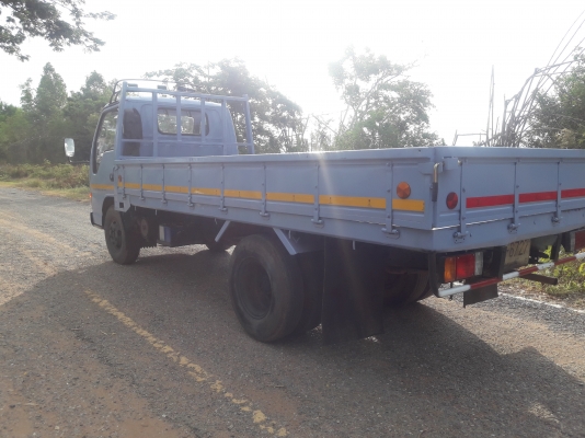 รถบรรทุกหกล้อ ISUZU NKR หัวการ์ตูน เครื่อง 120 แรงม้าปี40 รถบรรทุกหกล้อ ISUZU NKR หัวการ์ตูน เครื่อง 120 แรงม้าปี40
