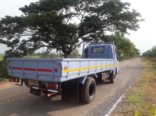 รถบรรทุกหกล้อ ISUZU NKR หัวการ์ตูน เครื่อง 120 แรงม้าปี40